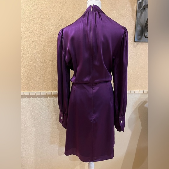 Kate Spade silk dress w/ draped neckline, long balloons sleeves. Midi. Purple 14 - Picture 6 of 16